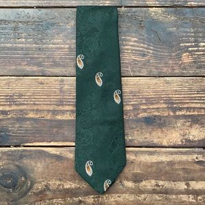 Vintage Green Wembly tie.